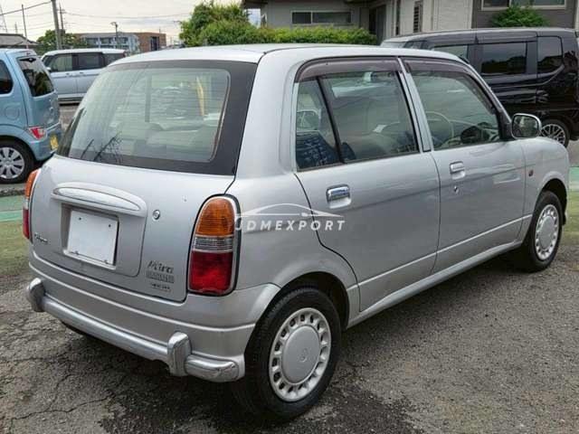 Daihatsu Mira Gino 2001 thumbnail 10