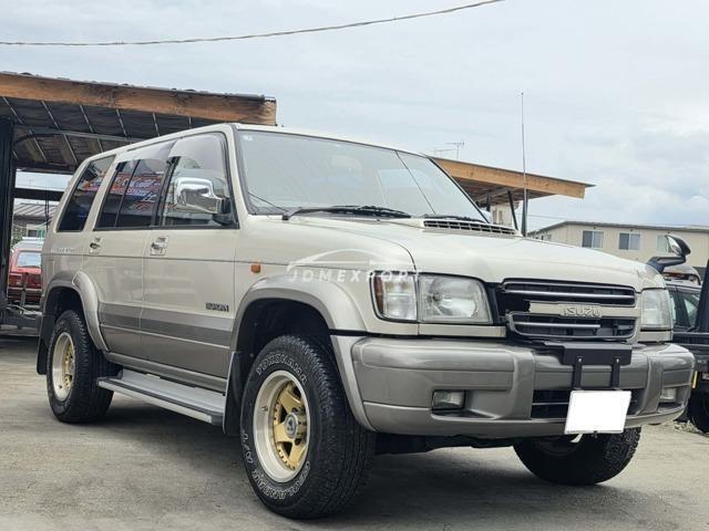 Isuzu Bighorn 2000 thumbnail 2