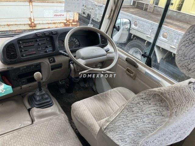 Toyota Coaster 1993 thumbnail 6