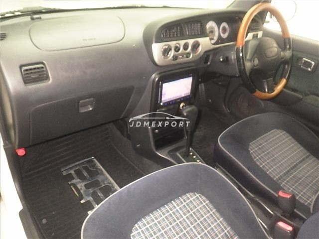 Daihatsu Mira Gino 2001 thumbnail 6