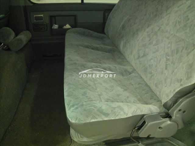 Toyota Hiace Van 2001 thumbnail 6