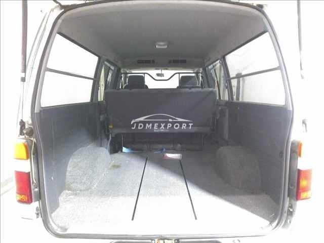 Toyota Hiace Van 2001 thumbnail 7