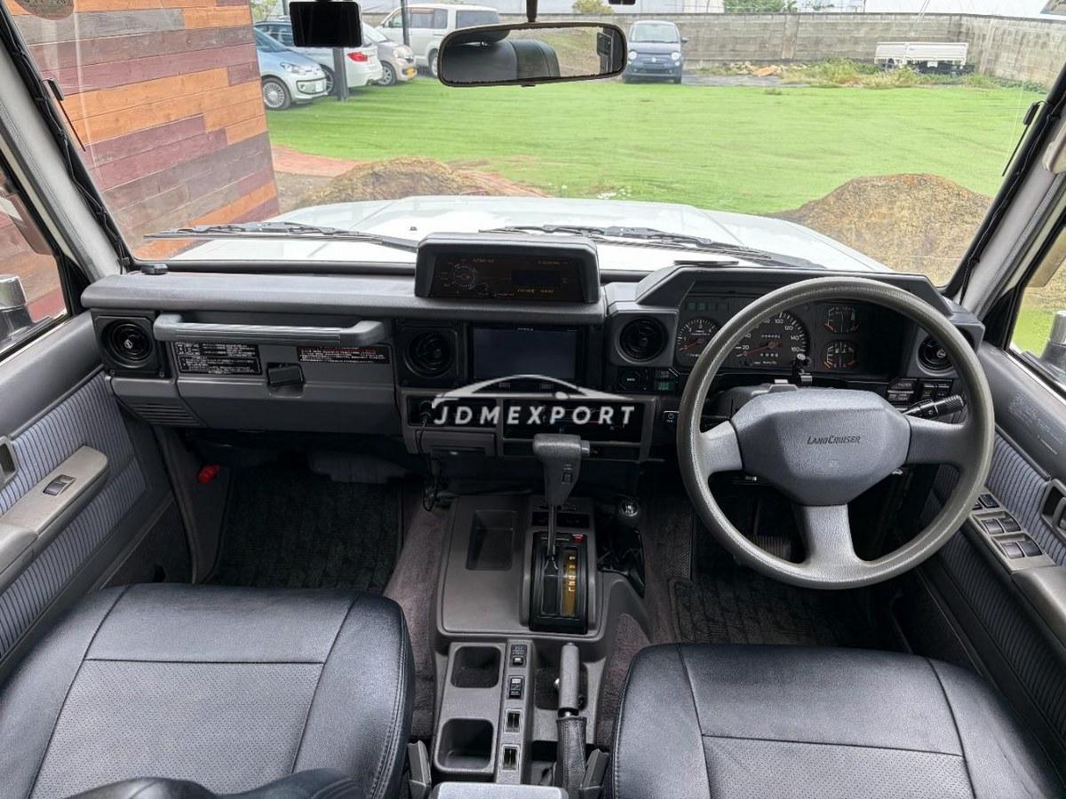 Toyota Land Cruiser Prado 1991 thumbnail 15