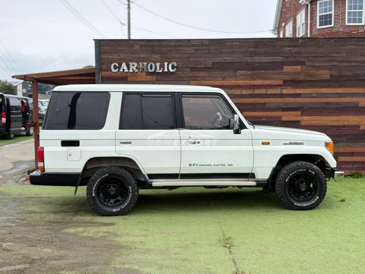 Toyota Land Cruiser Prado 1991 thumbnail 8