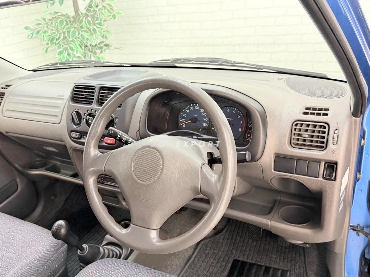 Suzuki Swift 2002 thumbnail 42