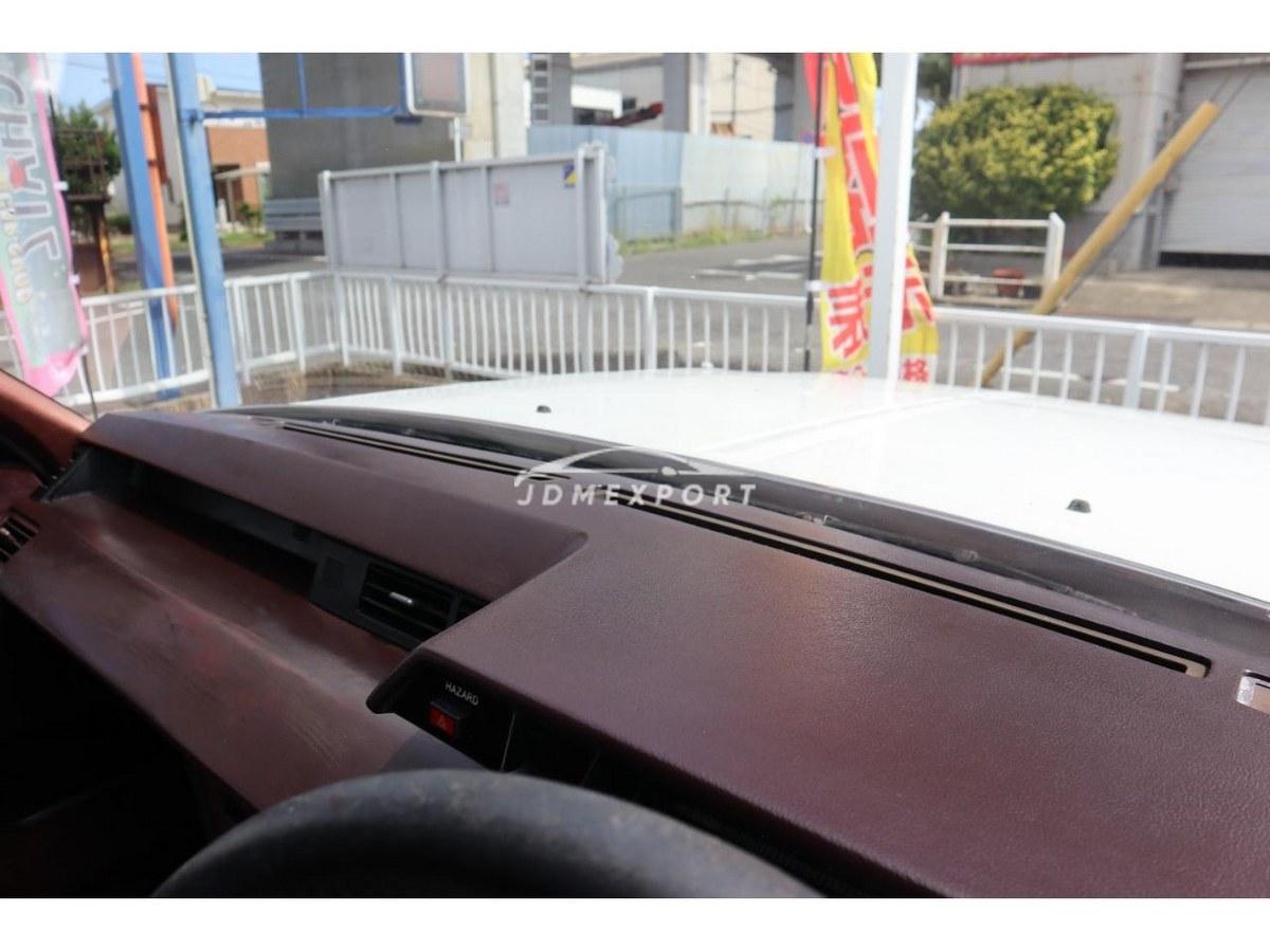 Toyota Crown 1985 thumbnail 25