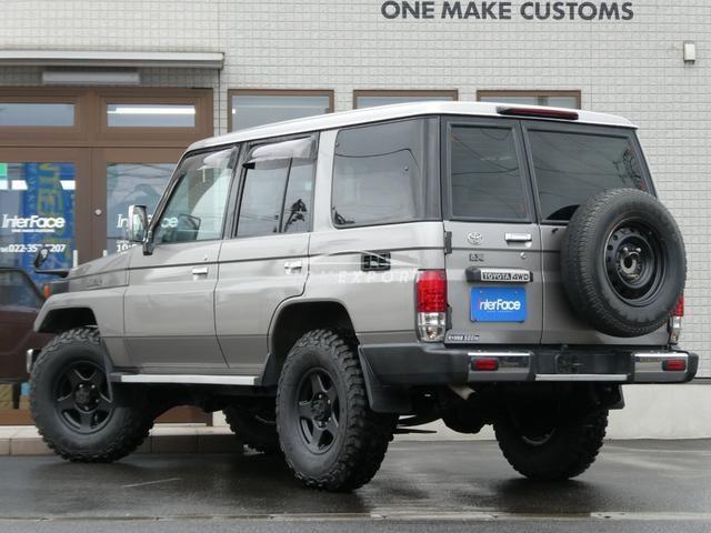 Toyota Land Cruiser 70 2000 thumbnail 11