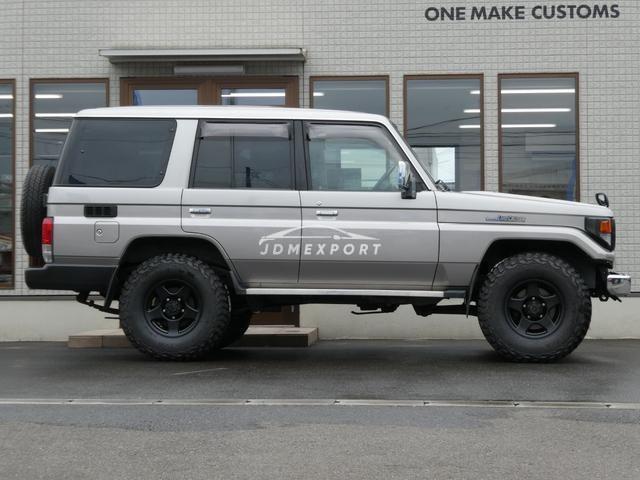 Toyota Land Cruiser 70 2000 thumbnail 9