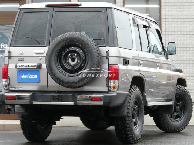 Toyota Land Cruiser 70 2000 thumbnail 16