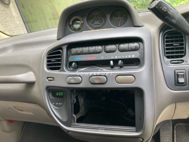 Mitsubishi Delica Spacegear 1994 thumbnail 18