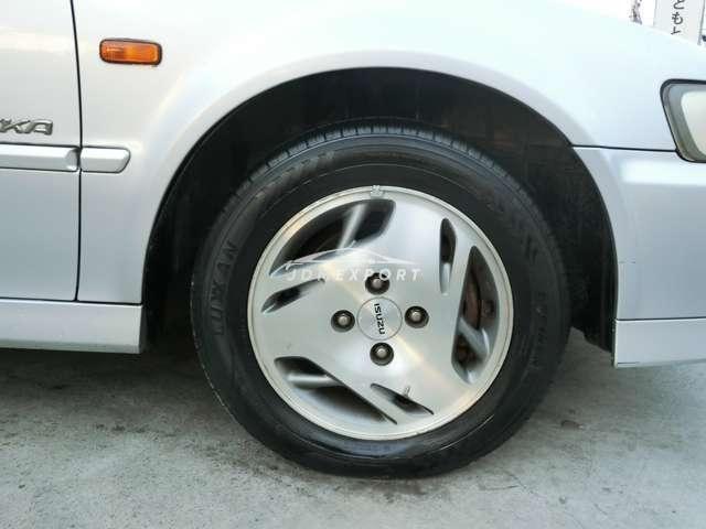 Isuzu Aska 2000 thumbnail 17