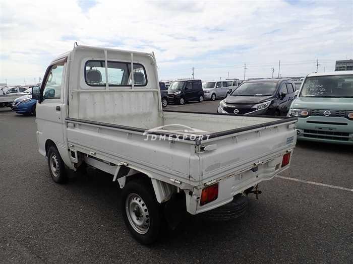 Daihatsu Hijet Truck 2000 thumbnail 6
