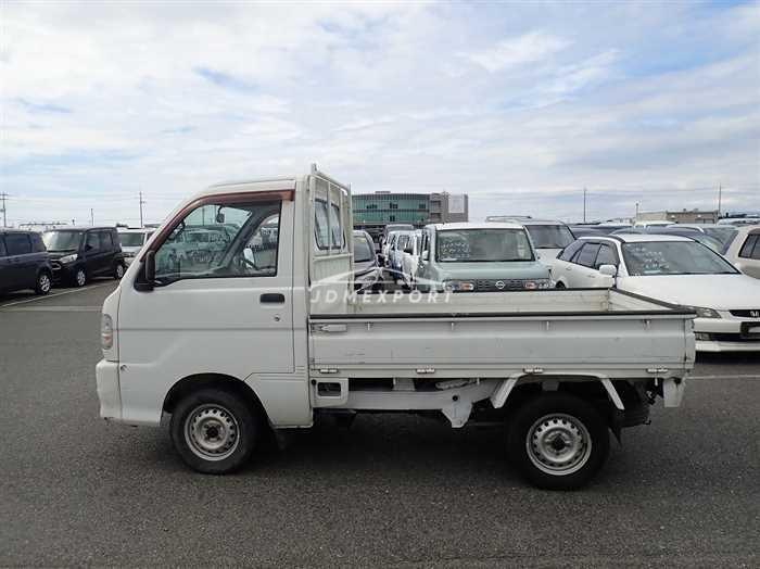 Daihatsu Hijet Truck 2000 thumbnail 4