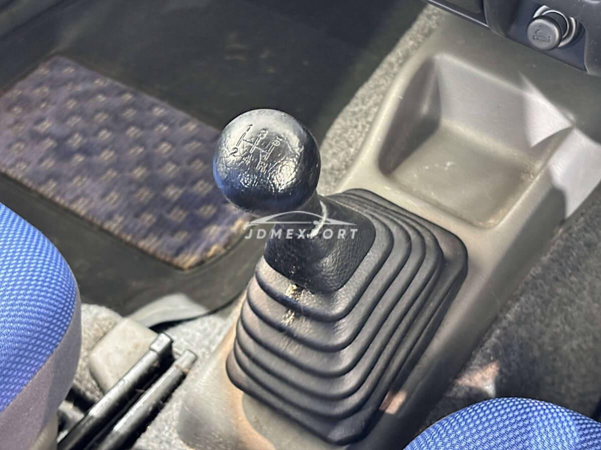 Suzuki Jimny 2001 thumbnail 20