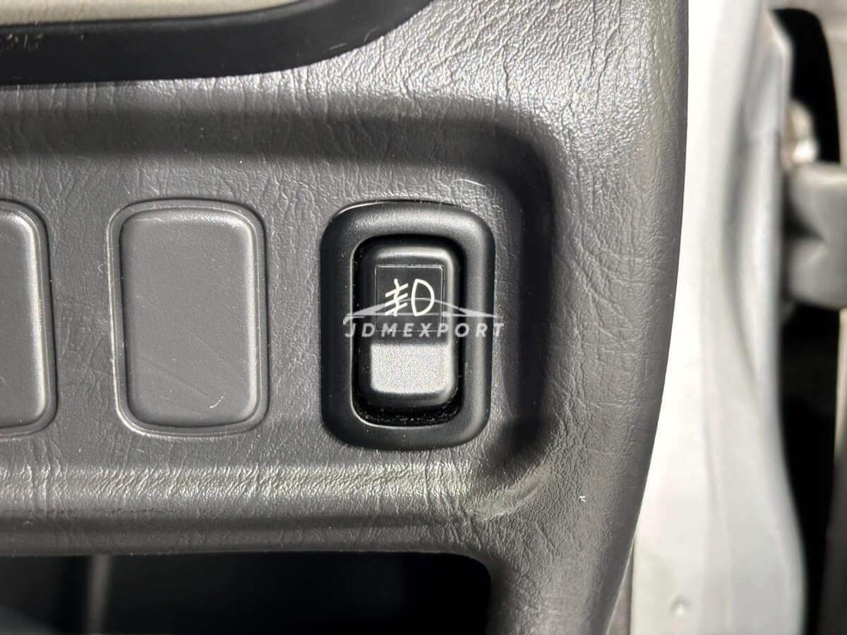Daihatsu Mira Gino 2001 thumbnail 18