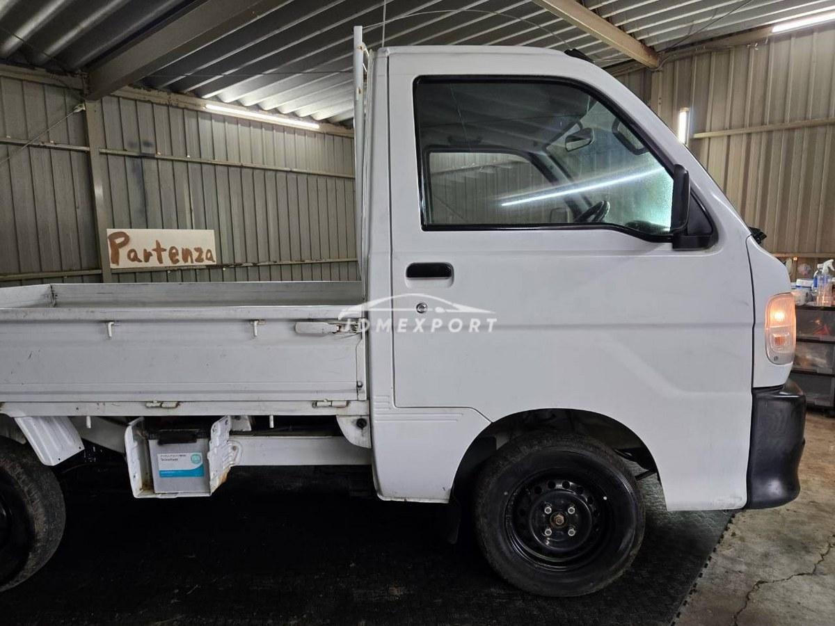 Daihatsu Hijet Truck 1999 thumbnail 16