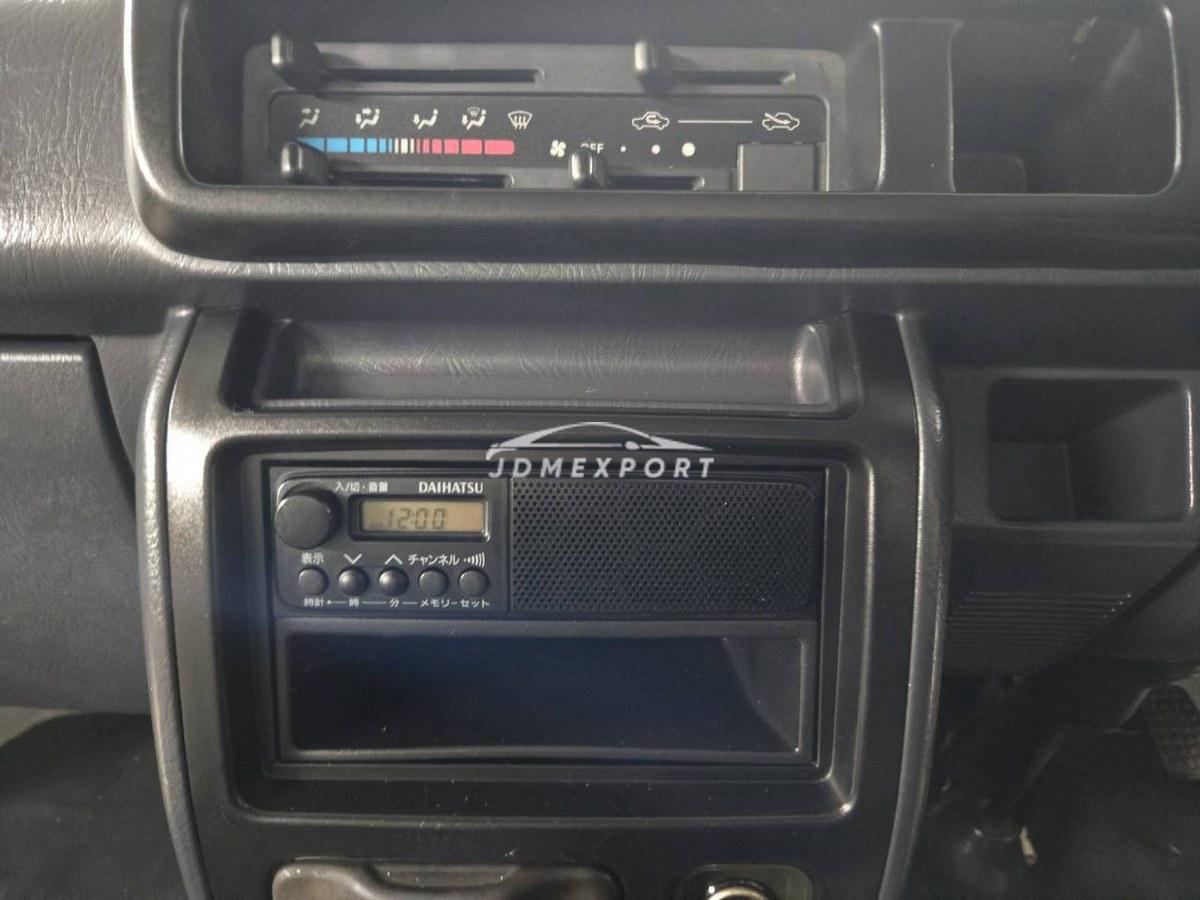 Daihatsu Hijet Truck 1999 thumbnail 32