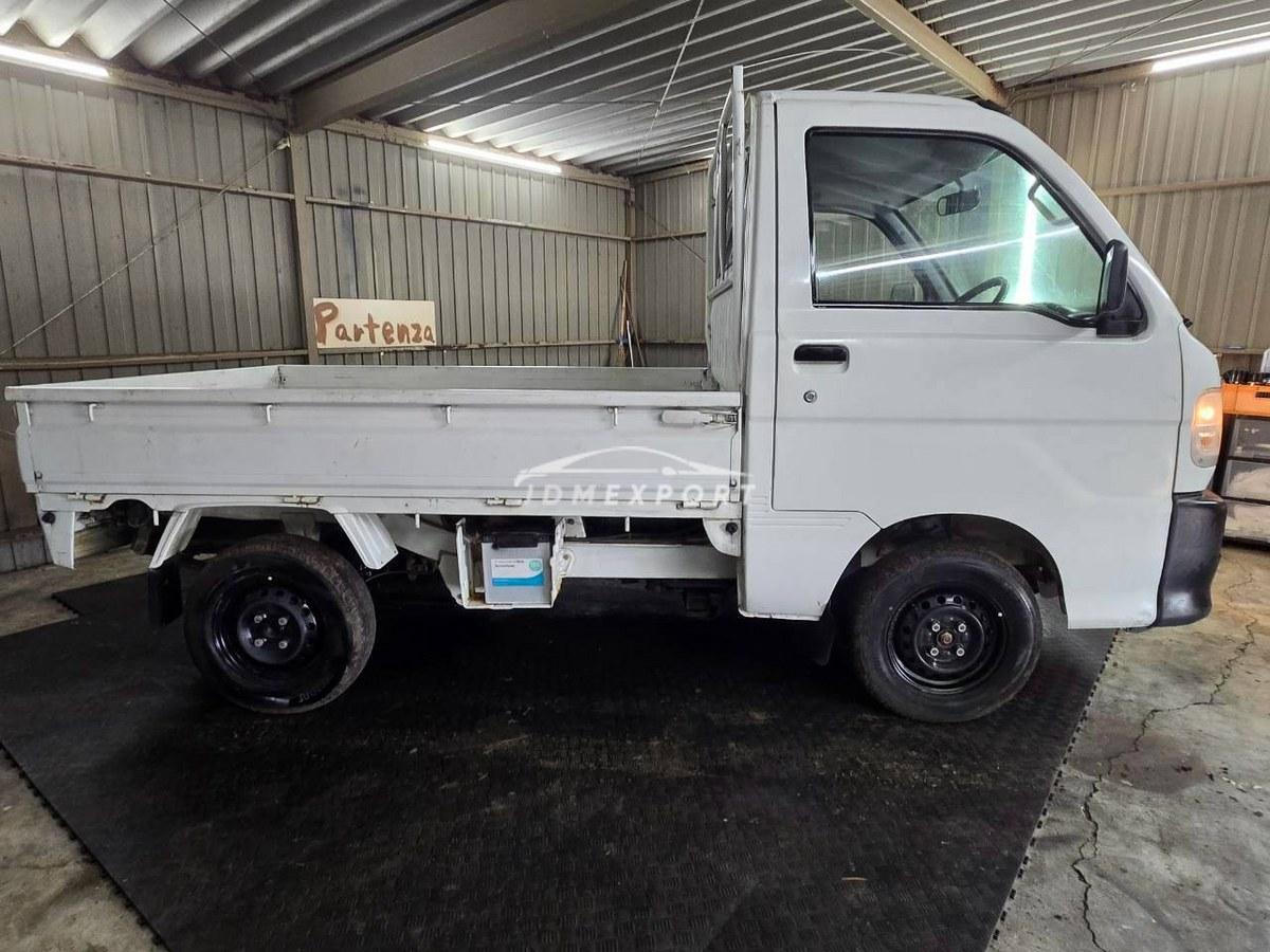 Daihatsu Hijet Truck 1999 thumbnail 15