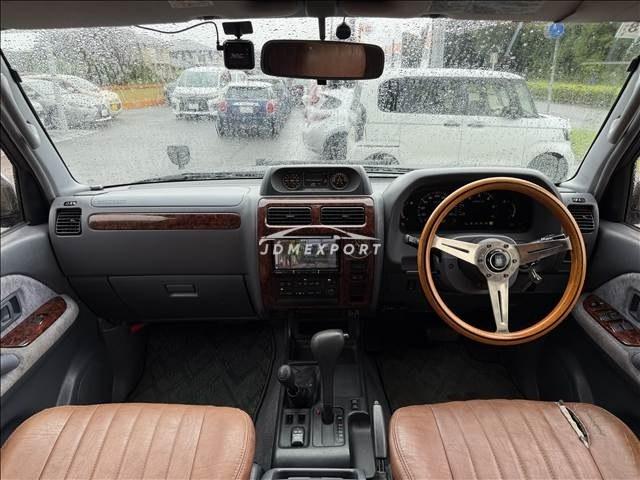 Toyota Land Cruiser Prado 2000 thumbnail 3