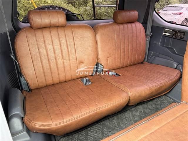 Toyota Land Cruiser Prado 2000 thumbnail 12
