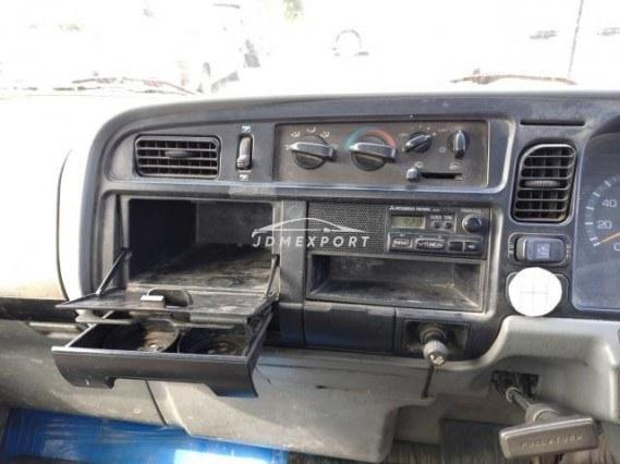 Mitsubishi Fuso Canter 1996 thumbnail 3