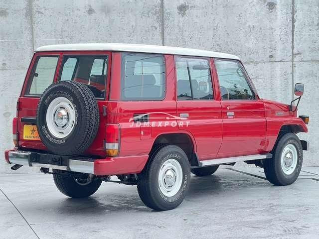 Toyota Land Cruiser 70 1990 thumbnail 4
