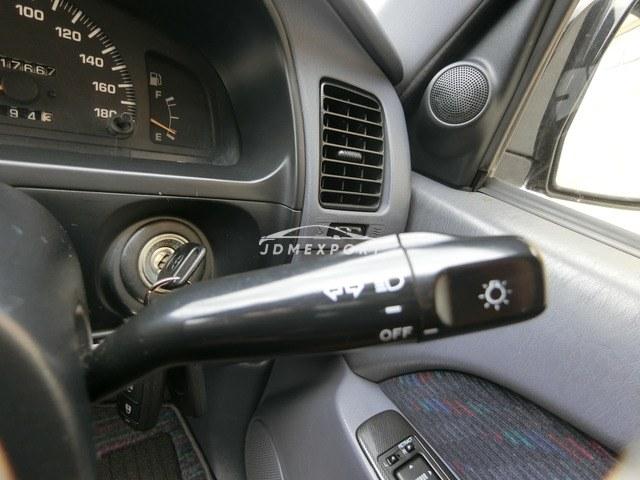 Toyota Hilux Surf 1997 thumbnail 18