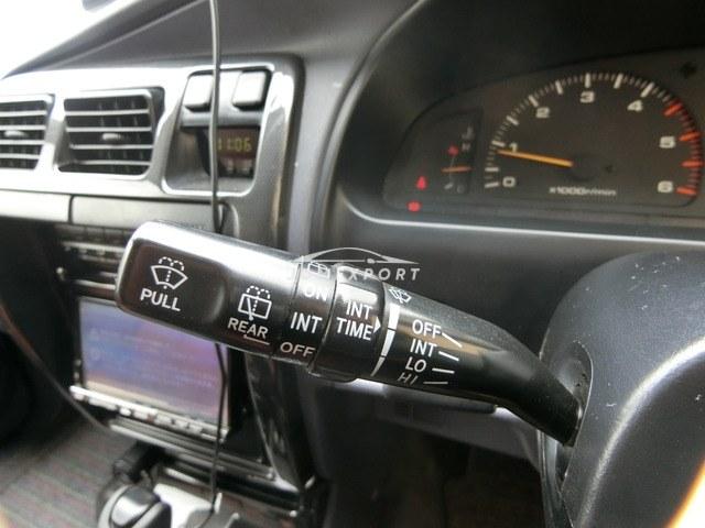 Toyota Hilux Surf 1997 thumbnail 17