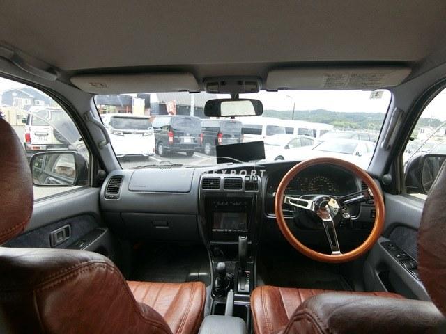 Toyota Hilux Surf 1997 thumbnail 2