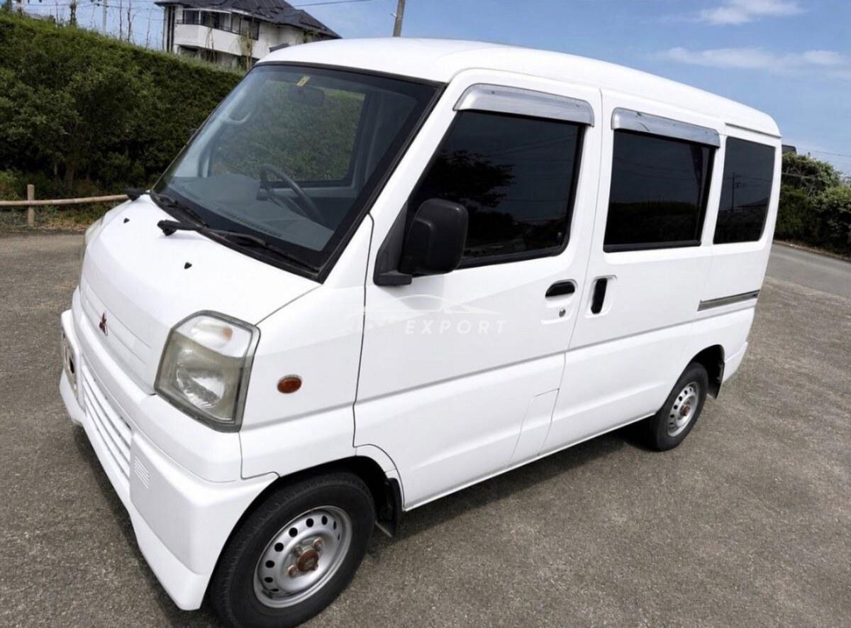Mitsubishi Minicab Van 1999 photo 1