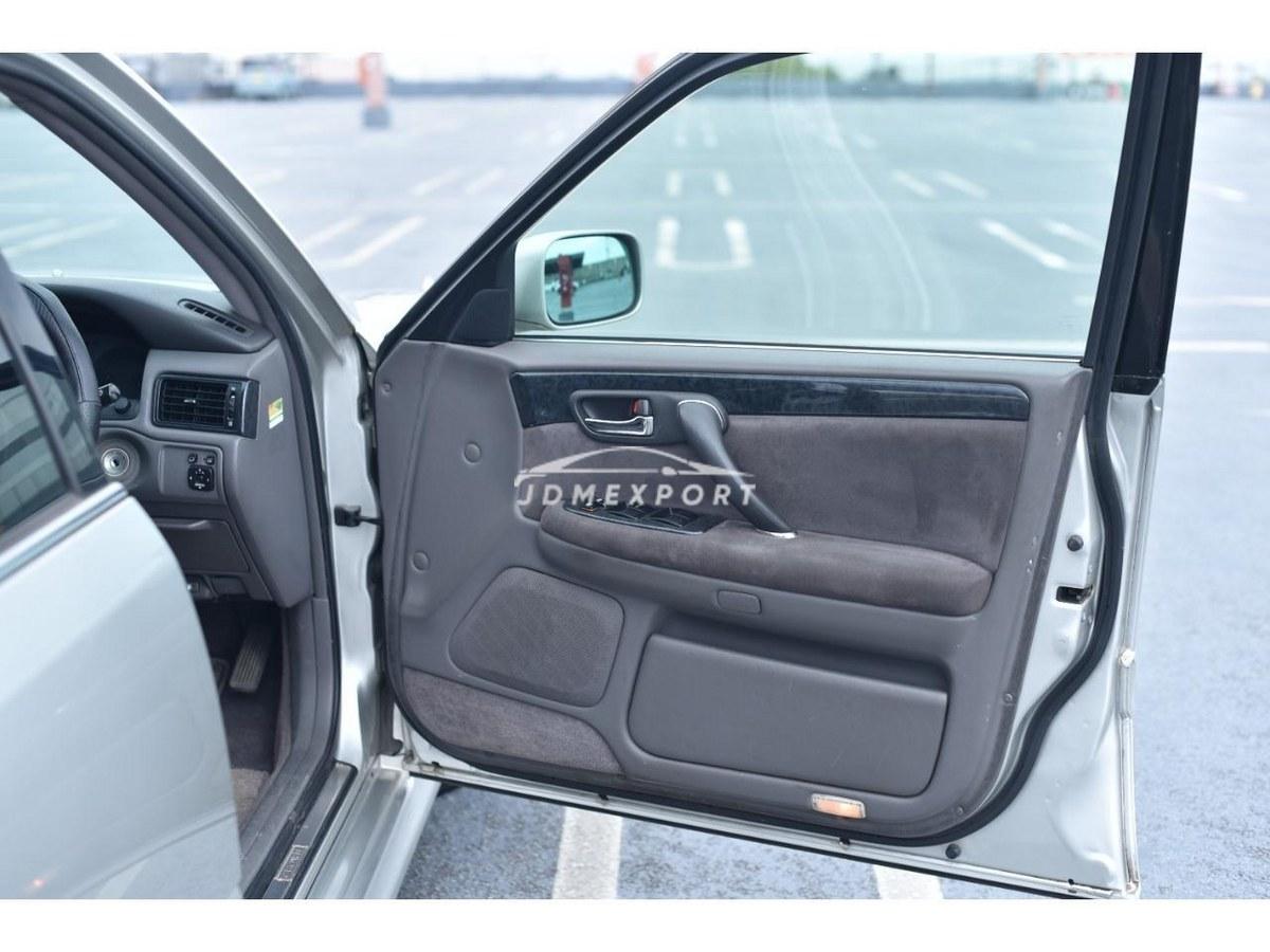 Toyota Crown Estate 2000 thumbnail 47