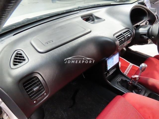 Honda Integra 2000 thumbnail 14