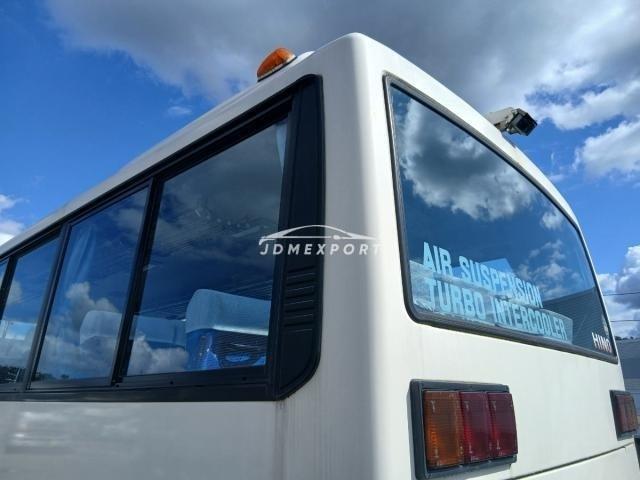 Hino Rainbow 1994 thumbnail 29
