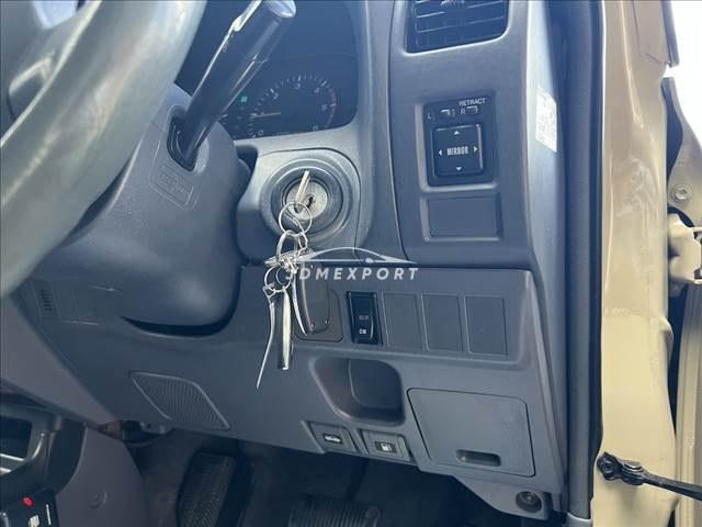 Toyota Land Cruiser Prado 1997 thumbnail 16