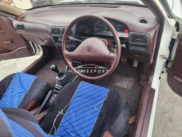 Nissan Sunny 1990 thumbnail 7