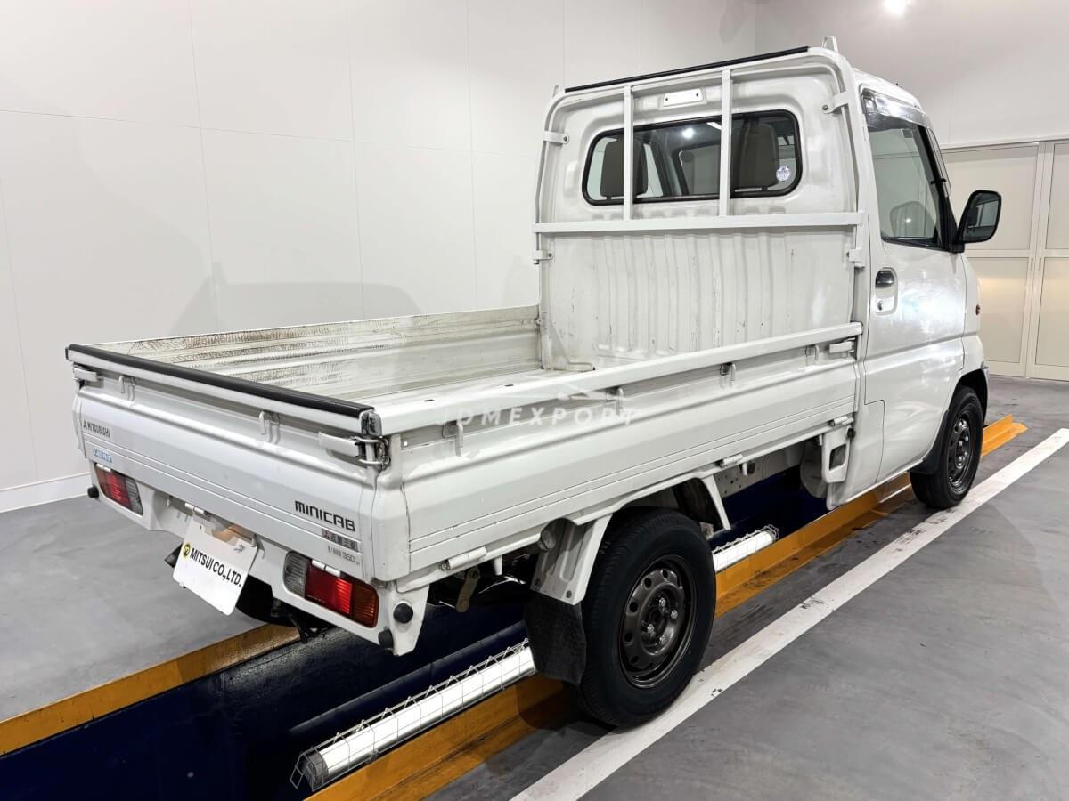Mitsubishi Minicab Truck 2000 thumbnail 5