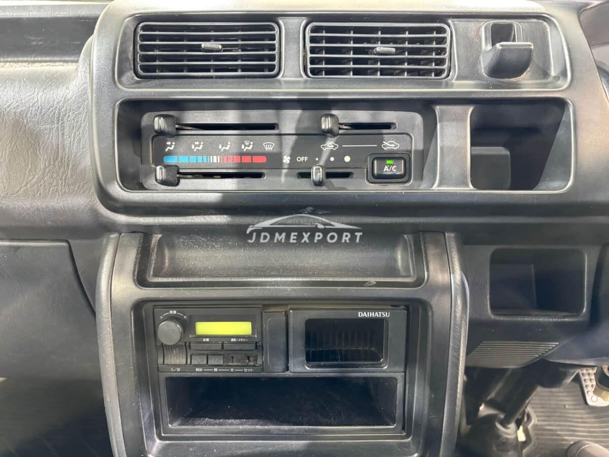 Daihatsu Hijet Truck 1999 thumbnail 11
