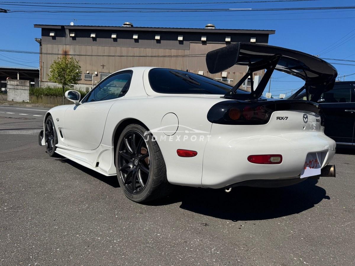 Mazda RX-7 2000 thumbnail 9