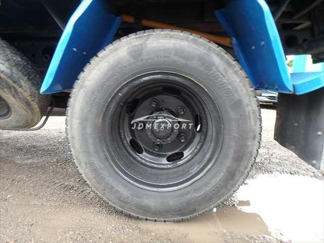 Mitsubishi Fuso Canter 1995 thumbnail 37