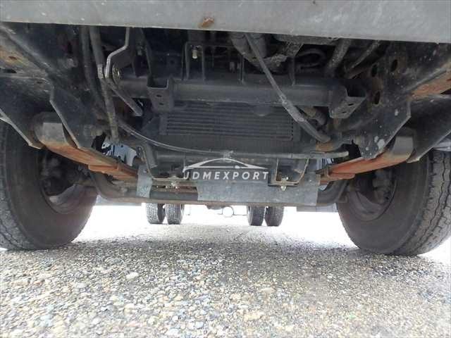 Mitsubishi Fuso Canter 1995 thumbnail 28