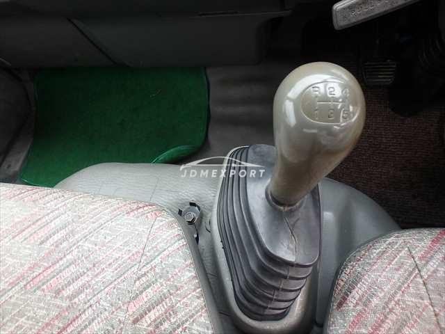 Mitsubishi Fuso Canter 1995 thumbnail 16