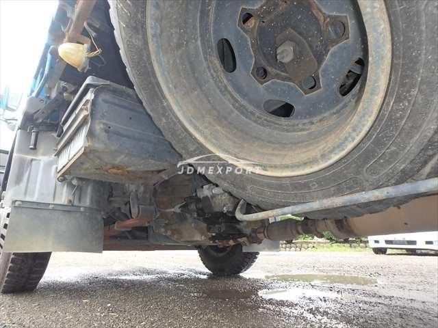Mitsubishi Fuso Canter 1998 thumbnail 28