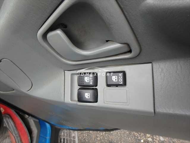 Mitsubishi Fuso Canter 1998 thumbnail 17