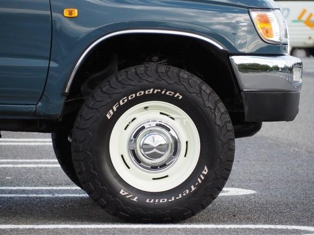 Toyota Hilux Surf 1998 thumbnail 8