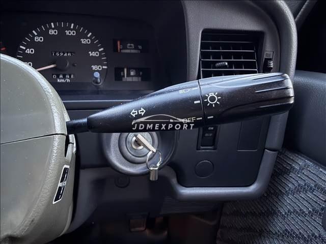 Toyota Hilux 1997 thumbnail 28