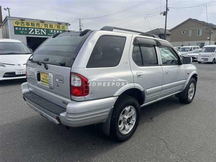 Isuzu Wizard 2000 thumbnail 3