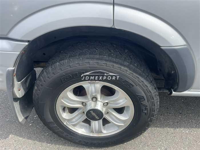 Isuzu Wizard 2000 thumbnail 30