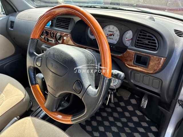 Daihatsu Mira Gino 2001 thumbnail 4