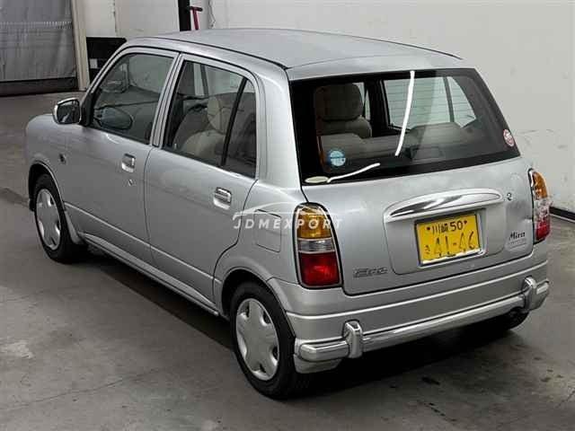 Daihatsu Mira Gino 2001 thumbnail 2