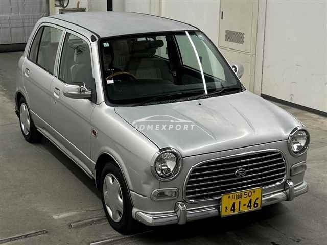 Daihatsu Mira Gino 2001